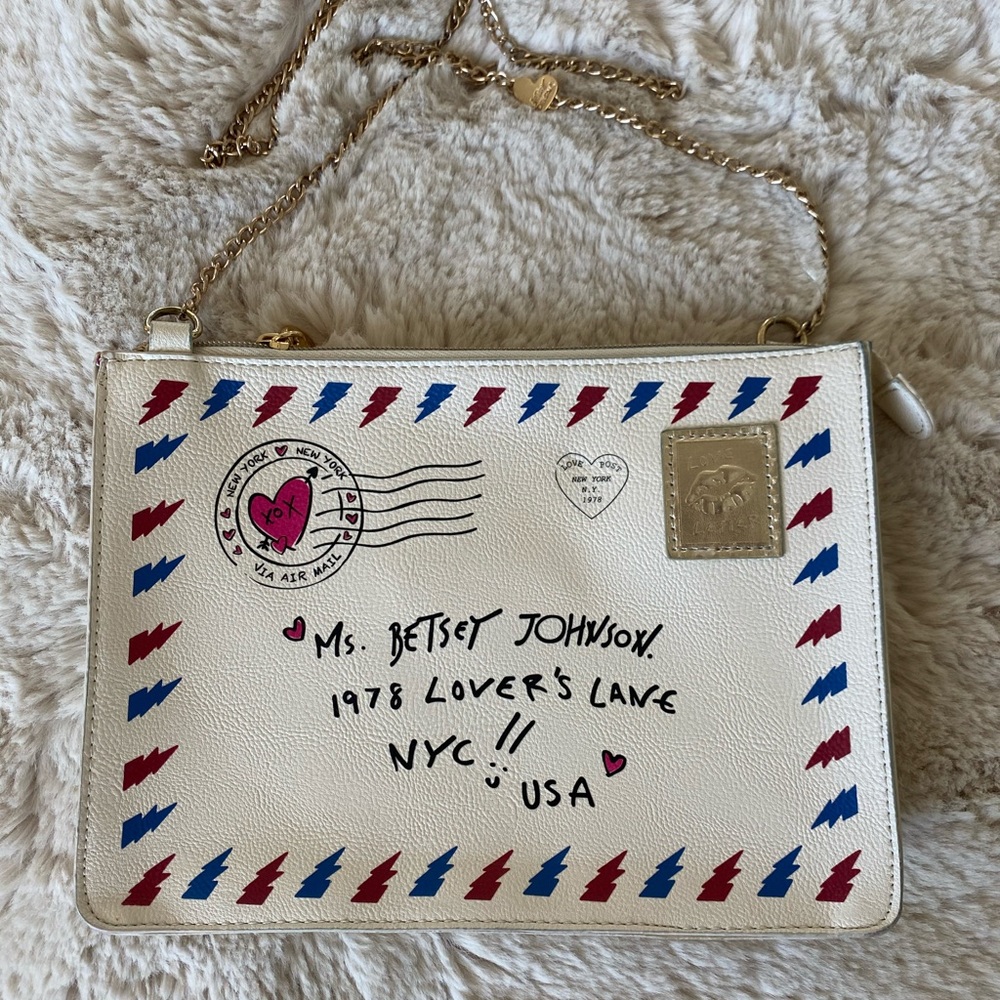 Betsy Johnson love letters cross body purse